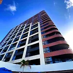 Iate Plaza By Holiday Stays